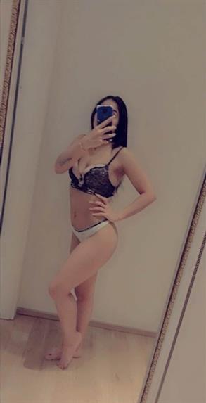 Escort Model Eva Hasti, Solin id 473